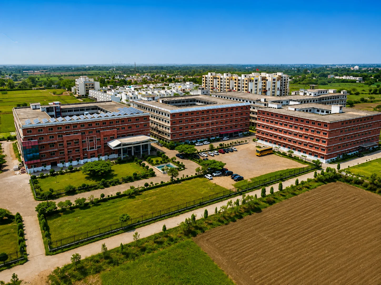 Central Library and Academic Quadrangle